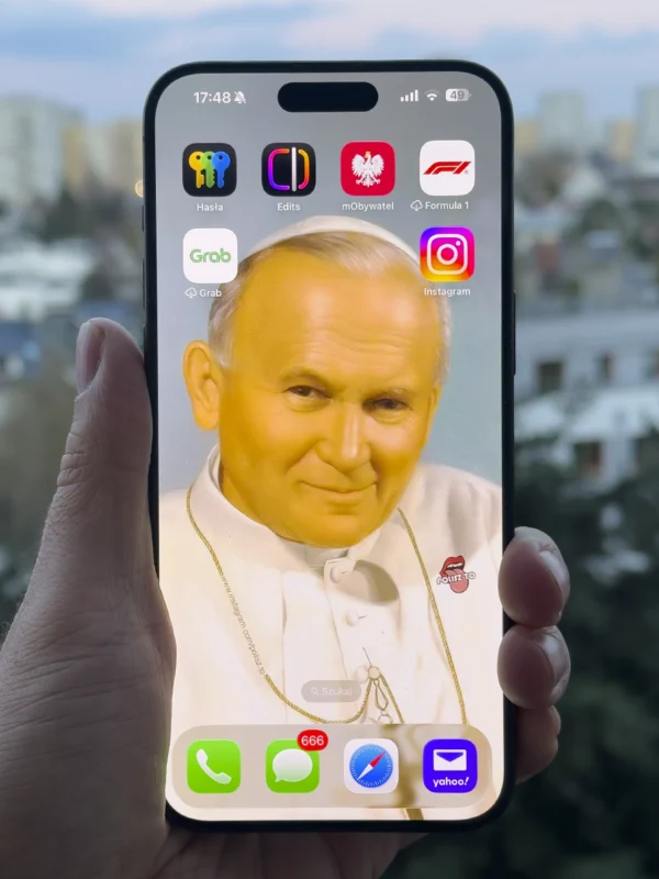 tapeta papież nie śpi